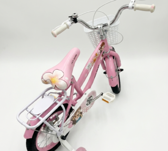 Vélo pour enfant rose avec panier et petites roues